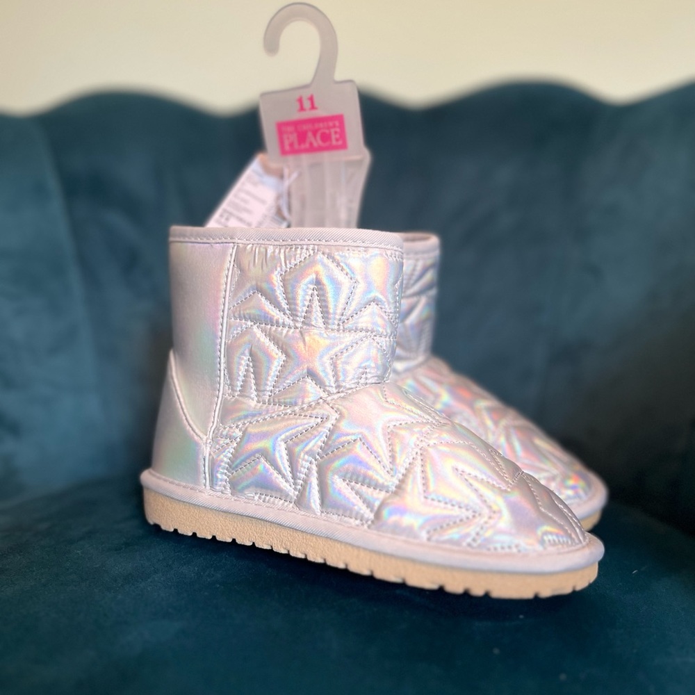 Children’s place snow boots